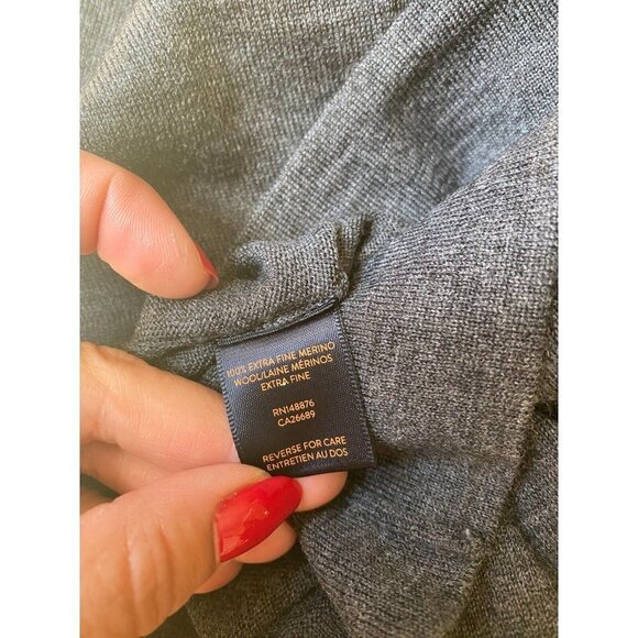 GOODMAN Brand "MVP" v-notch gray sweater sz Large New merino wool - Picture 6 of 6